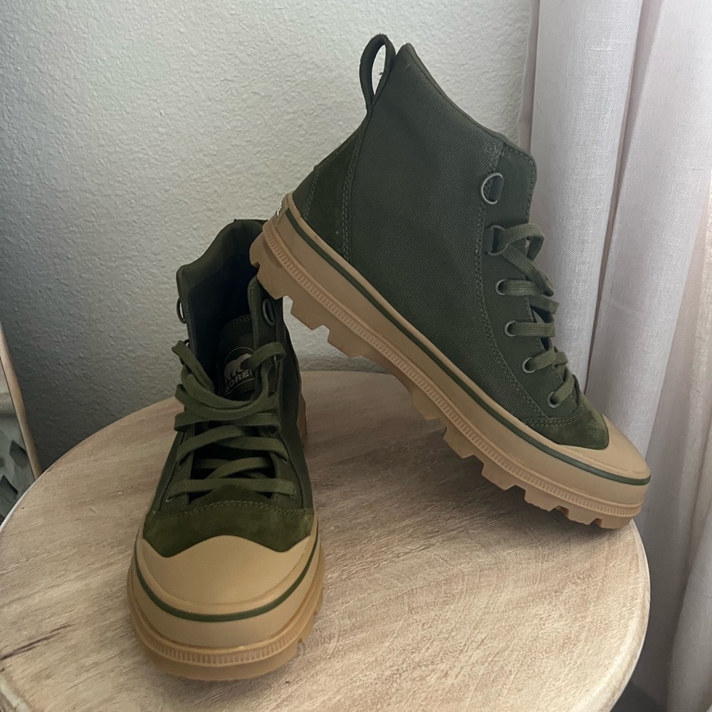 Sorel Green and Tan Men's Sneakers NWT - Picture 7 of 13